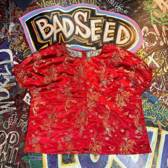 Vintage 1970s Red Silk Embroidered Dragon Top – Women’s Est. Medium/Large - Picture 1 of 9